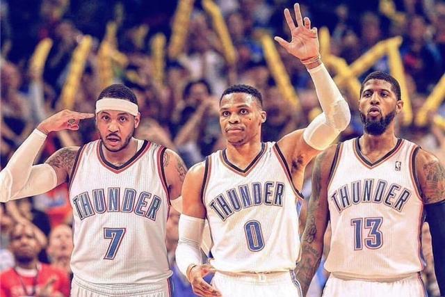 胖东来新店上架多款明星球衣：梅西、姆巴佩、乔丹等人亲签 均价1到2万（胖东来新店上新多款球星亲签球衣：梅西、姆巴佩、乔丹等，售价1万至2万元）