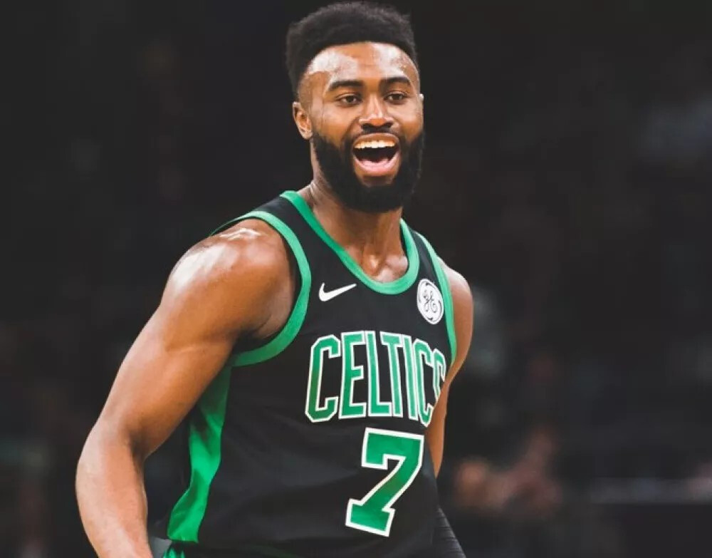 荷媒：荷兰足协在世界杯结束后才会和罗纳德·科曼谈续约事宜（荷媒：世界杯结束后，荷兰足协再与罗纳德·科曼商谈续约）