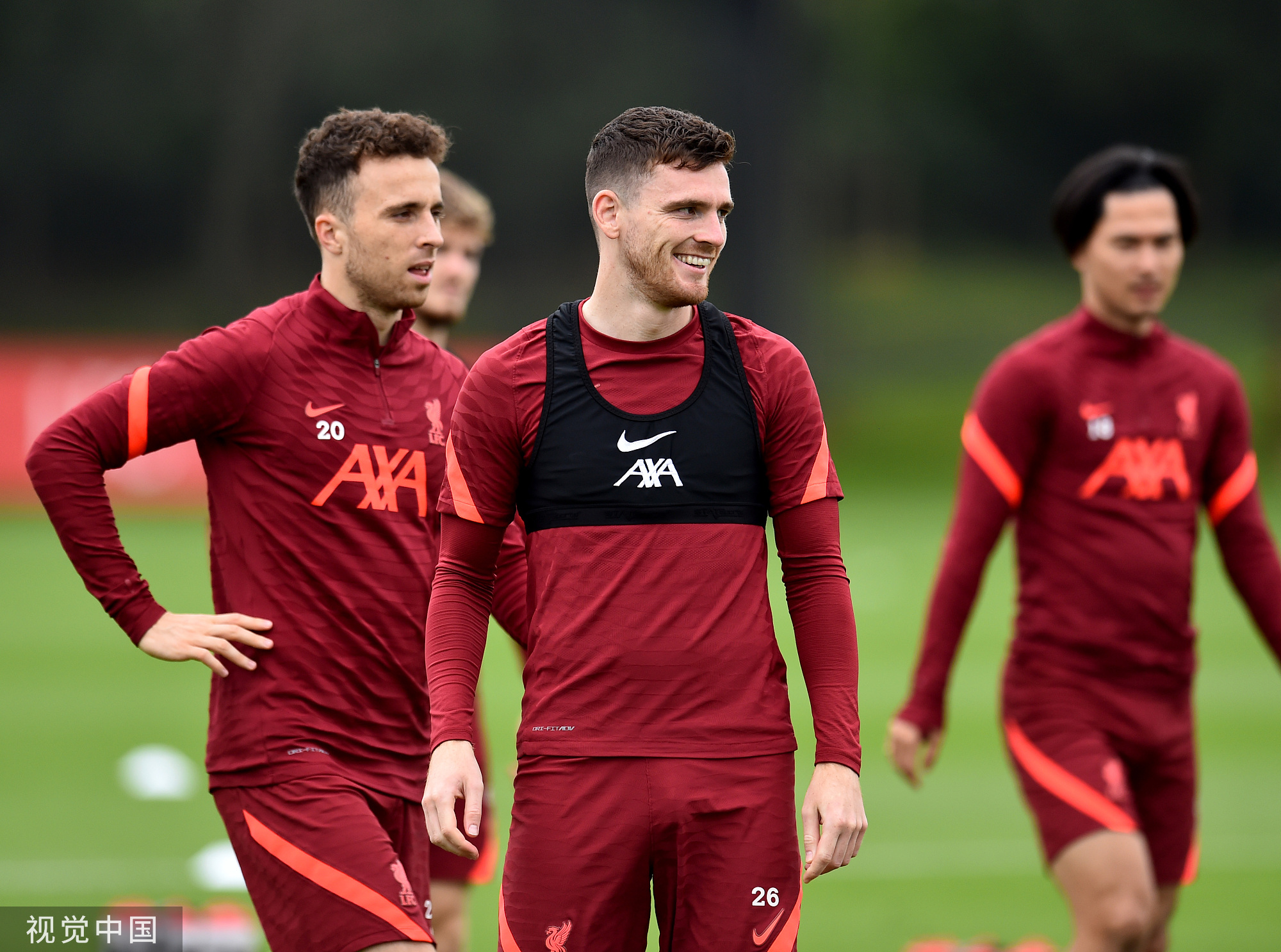 米体：路易斯-恩里克表现欠佳，没把握住这次宝贵的首发机会（米体：路易斯-恩里克状态低迷，未能抓住宝贵的首发机会）