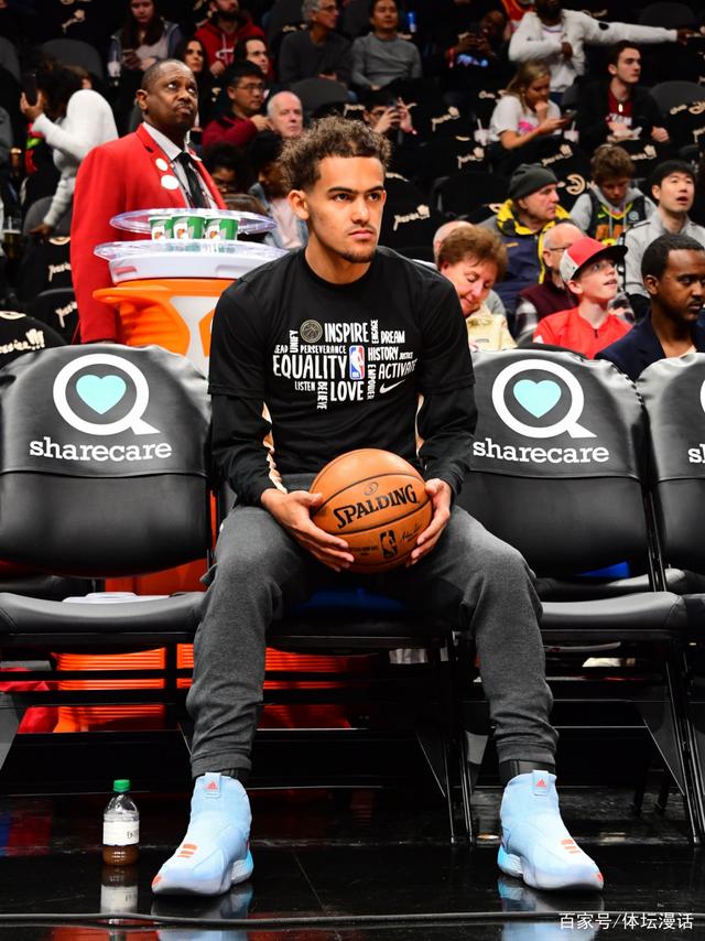 末节14分超神！库里贡献28分10篮板6助攻带队逆转（末节爆砍14分！库里28+10+6率队完成逆转）