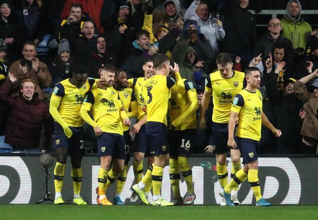 末节连续三分导演一波流！贾明儒9中7得到21分4板5助攻（末节三分连发掀一波高潮！贾明儒9投7中砍下21分4篮板5助攻）