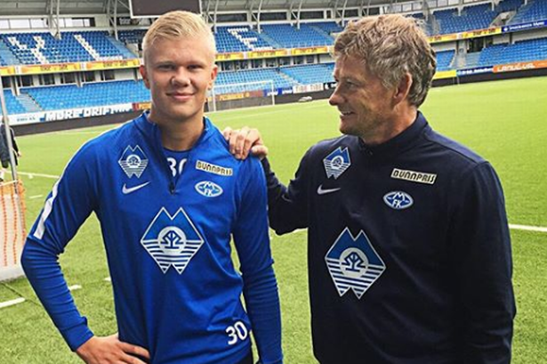 斯基拉：罗马已向切利克开3年新合同，一些欧洲俱乐部正在关注（斯基拉：罗马为切利克递上3年新约，欧洲多队关注）