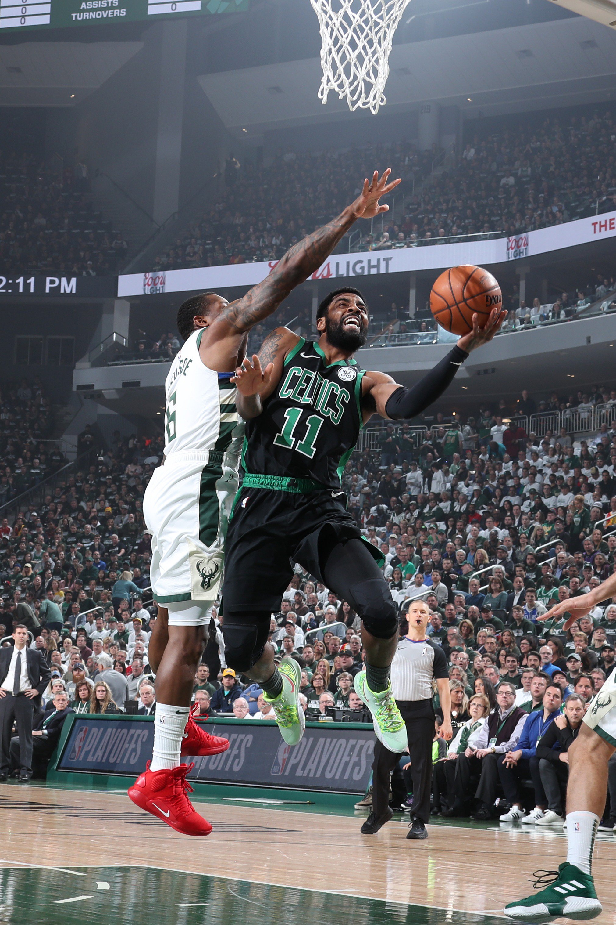 马卡援引数据机构重算转会费：内马尔3.06亿历史第1，姆巴佩第2（马卡：数据机构重评转会总价，内马尔3.06亿登顶历史榜，姆巴佩列第二）