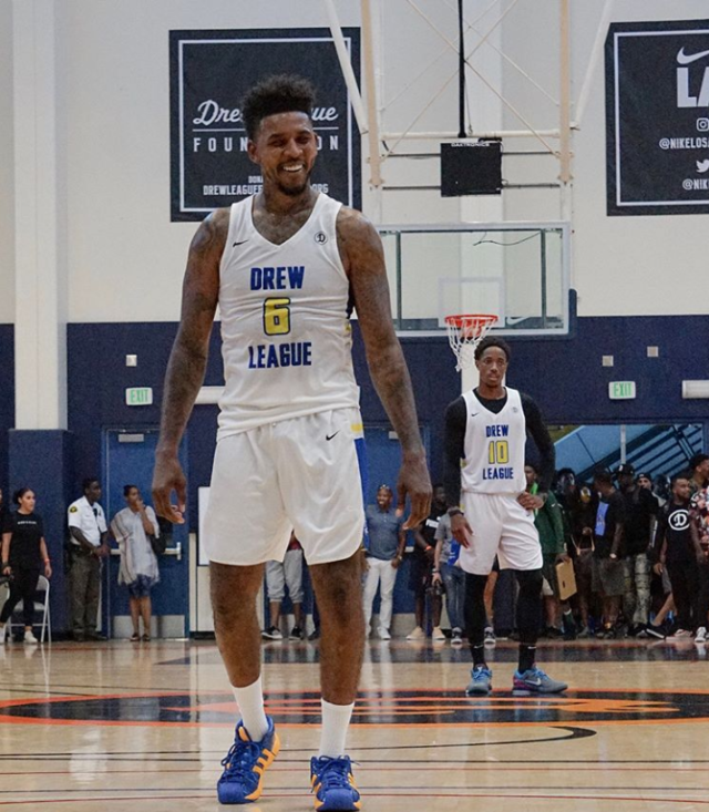 安帅：内马尔还有六个月争取征召，存在与巴西队续约的可能（安帅：内马尔尚有半年争夺征召资格，与巴西队续约仍有可能）