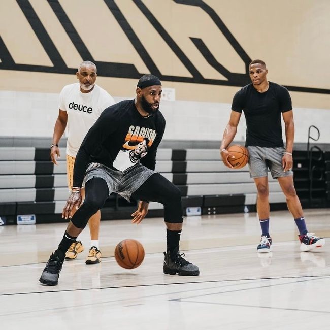 法媒：沙特胡拜尔库迪西亚愿花4000万欧引进法兰克福二门考阿（法媒称：沙特胡拜尔库迪西亚愿出4000万欧签下法兰克福二号门将考阿）