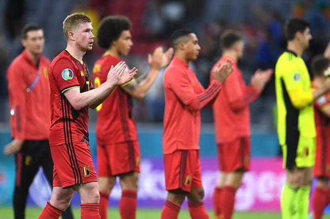 懂球帝2025赛季中超最佳阵容：瓦科法比奥领衔，申花3人入选最多（懂球帝评选2025赛季中超最佳阵容：瓦科法比奥领衔，申花三人入围最多）