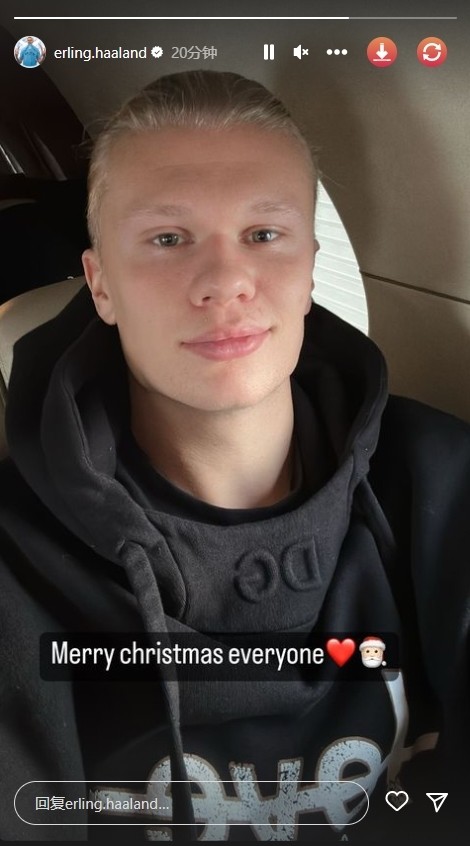 复出状态不错！库里首节6中4拿到10分（库里复出手感火热：首节6投4中拿下10分）